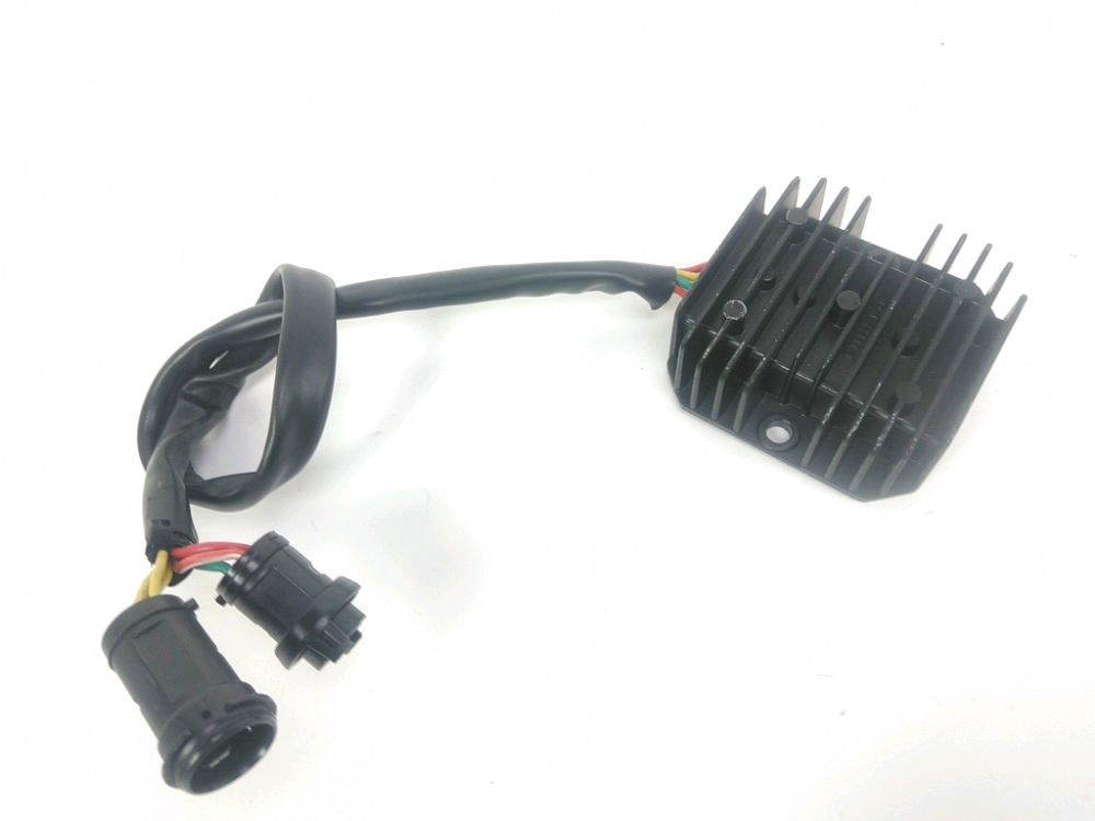 REGULATEUR DE TENSION