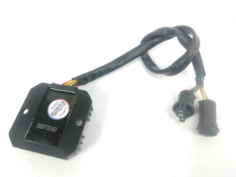REGULATEUR DE TENSION