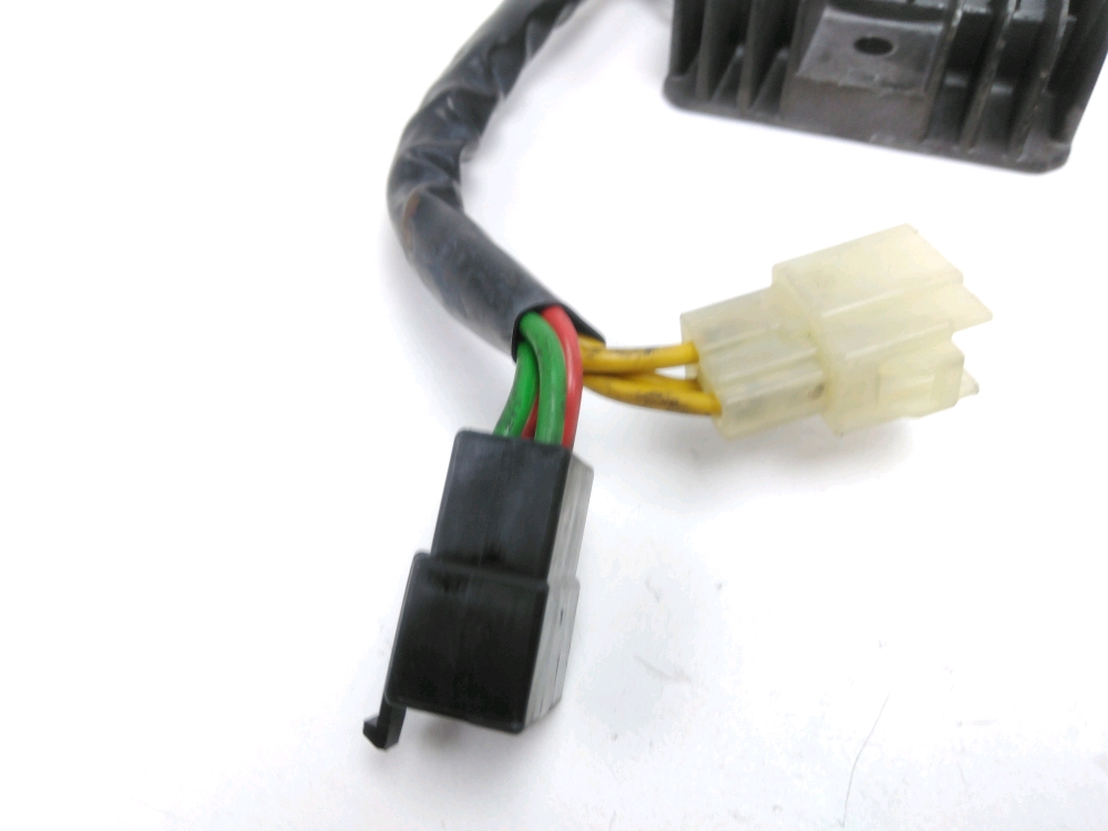 REGULATEUR DE TENSION