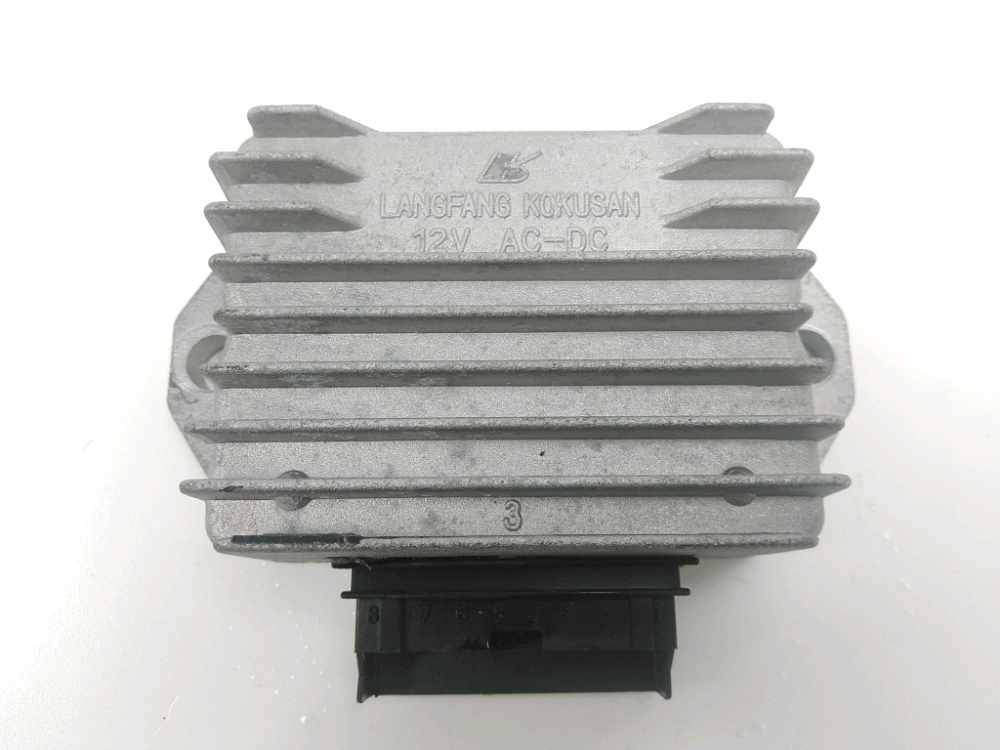 Regulateur de tension