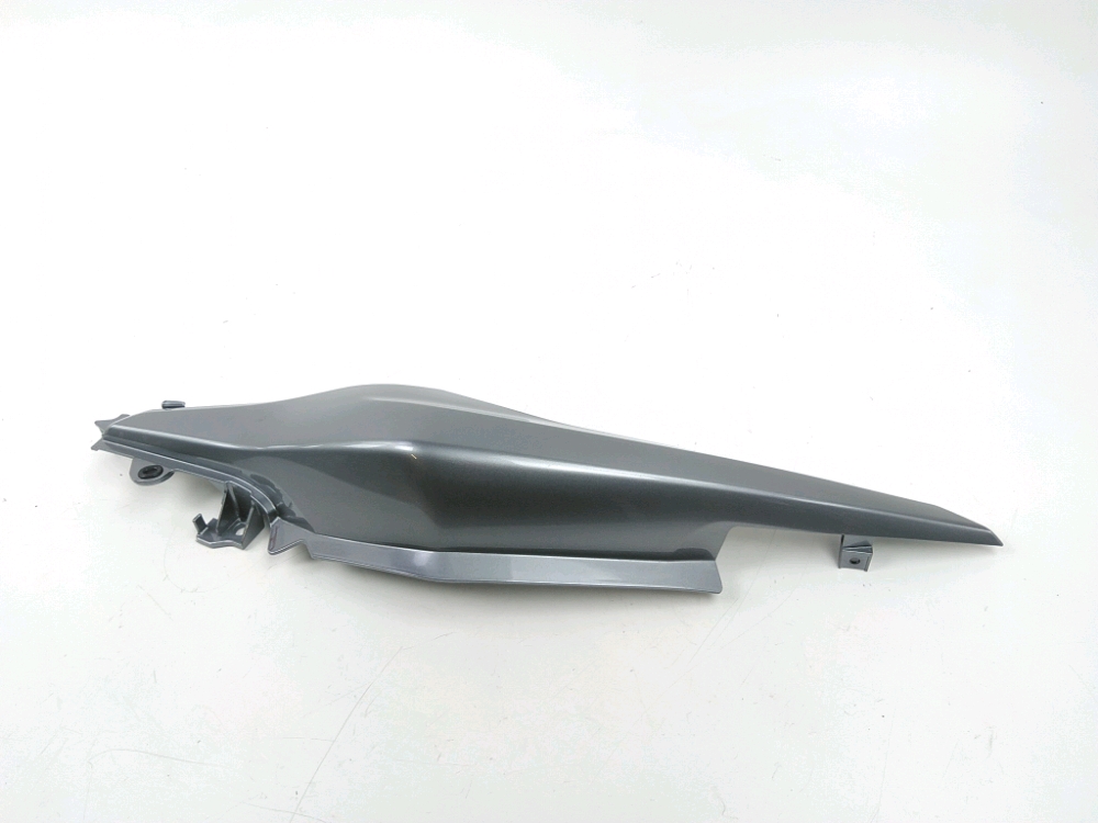 CARENAGE ARRIERE DROIT