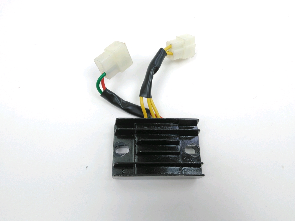 REGULATEUR DE TENSION