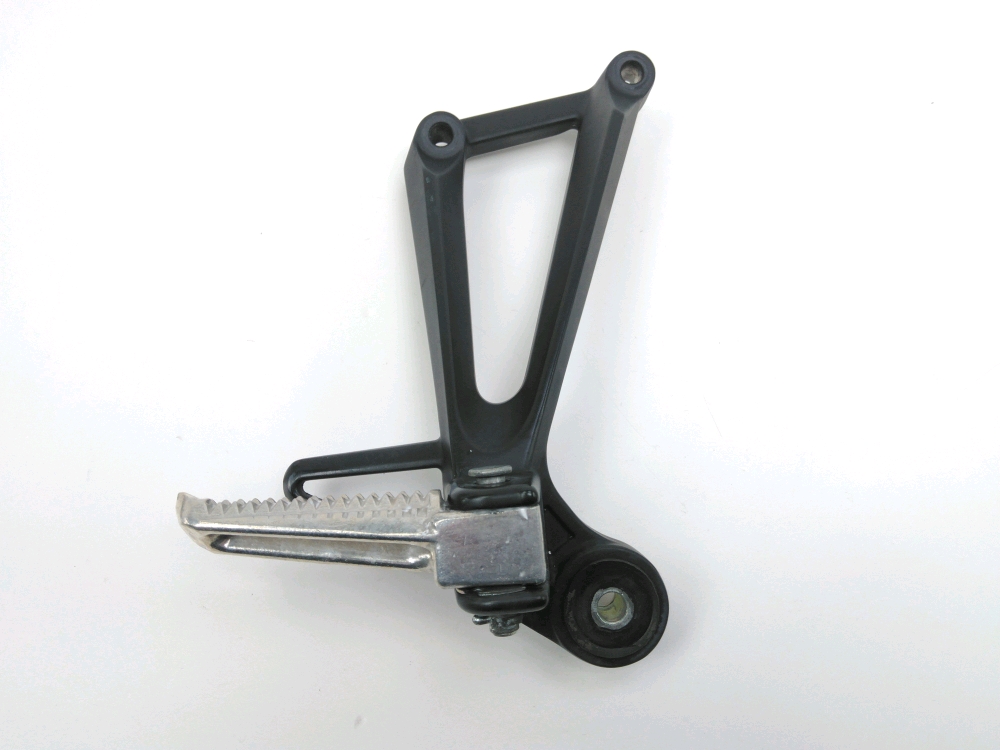 Platine et repose pieds arriere droit