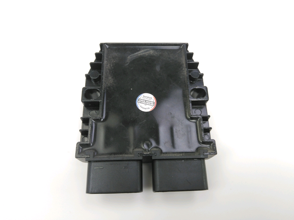 REGULATEUR DE TENSION