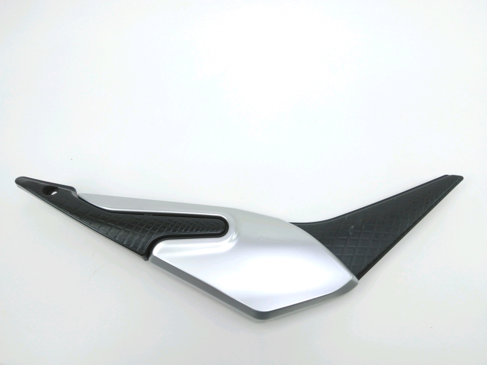 CACHE LATERAL GAUCHE