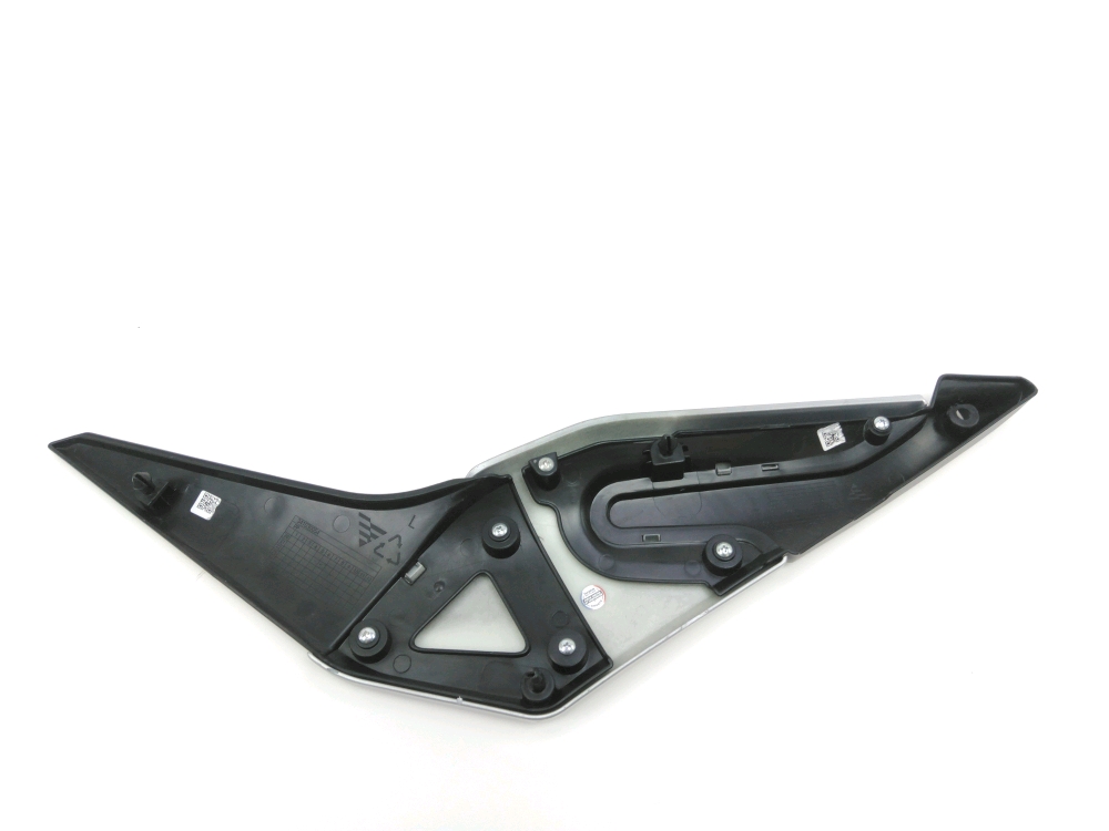 CACHE LATERAL GAUCHE