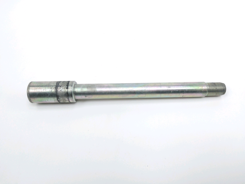 AXE DE ROUE AVANT