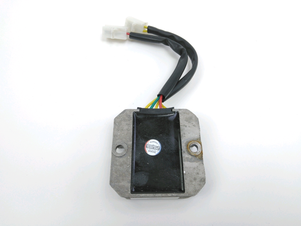 REGULATEUR DE TENSION