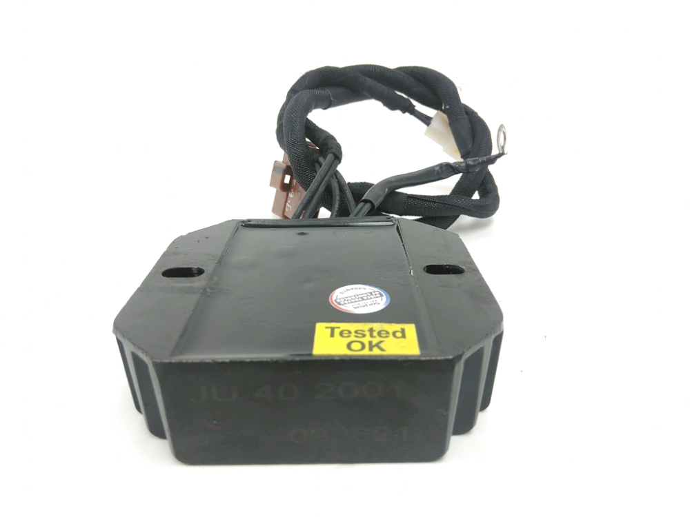 REGULATEUR DE TENSION