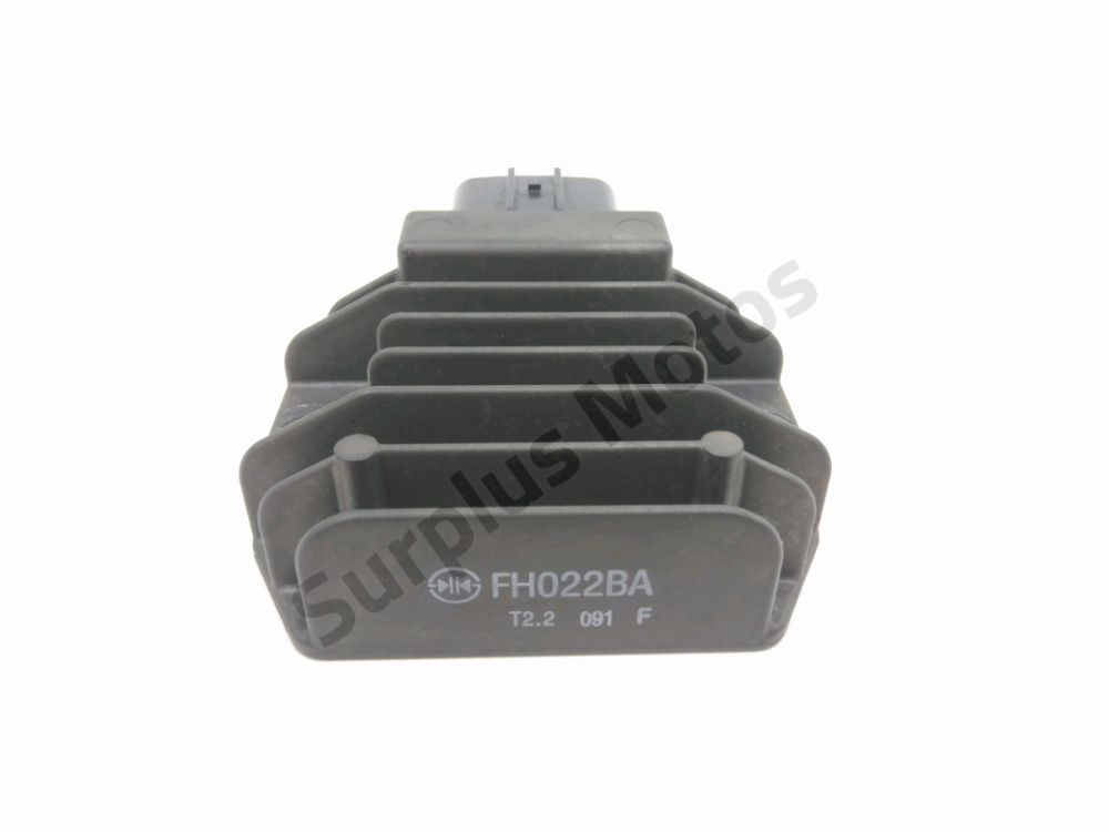 Regulateur de tension
