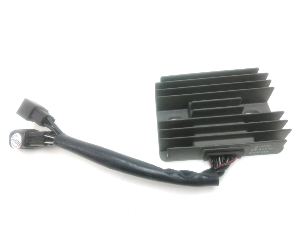 REGULATEUR DE TENSION