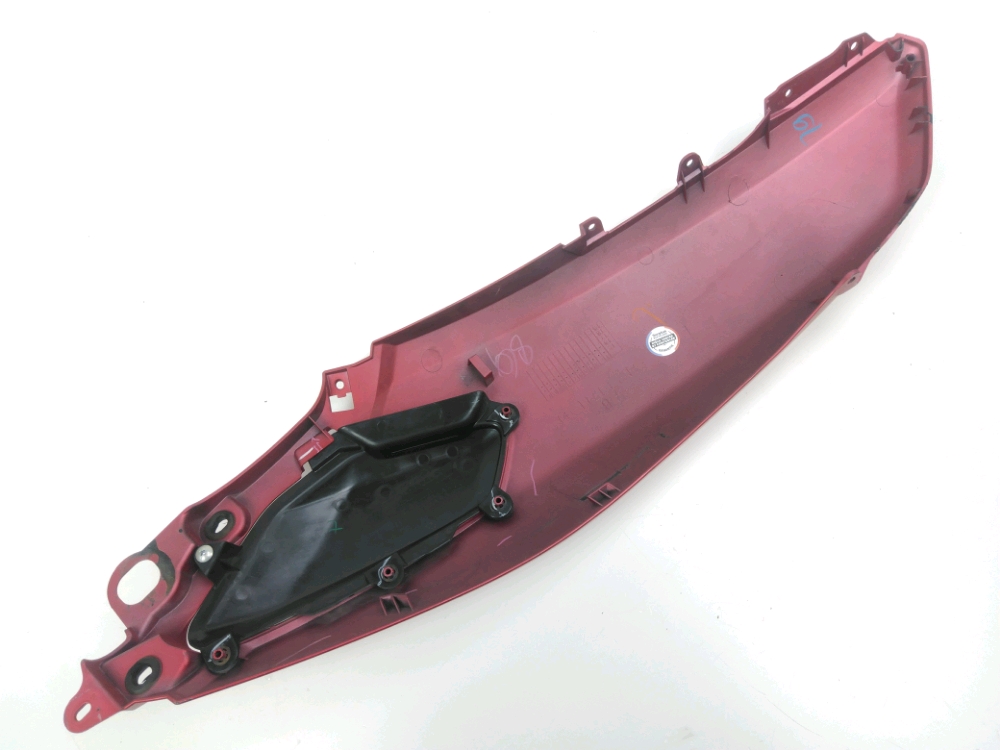 CARENAGE ARRIERE GAUCHE