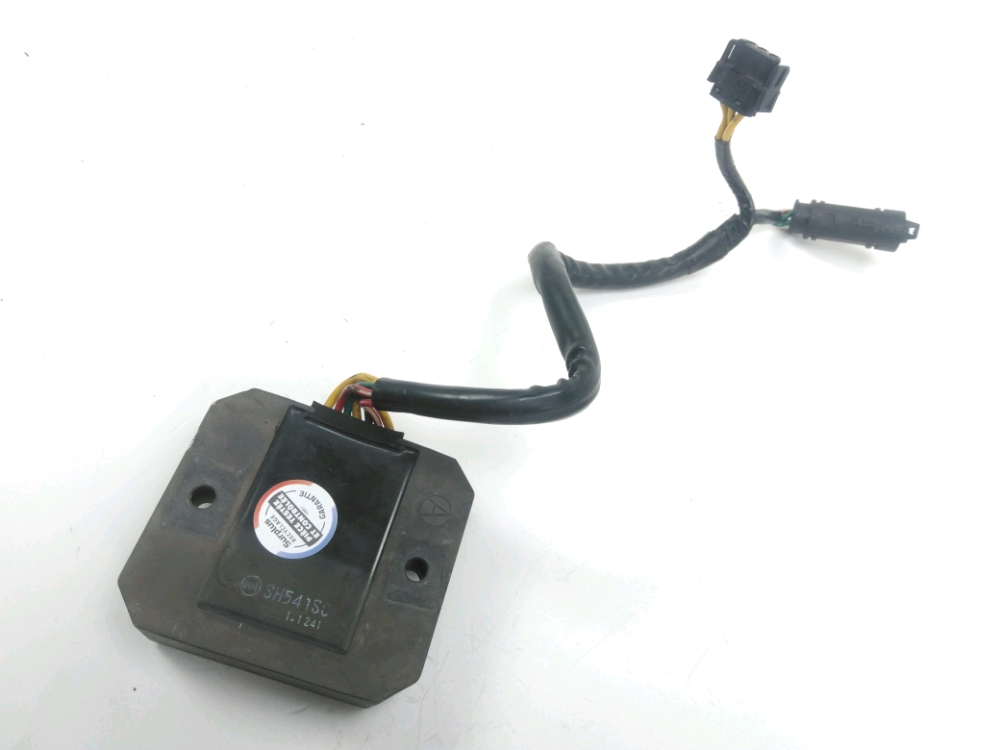 REGULATEUR DE TENSION