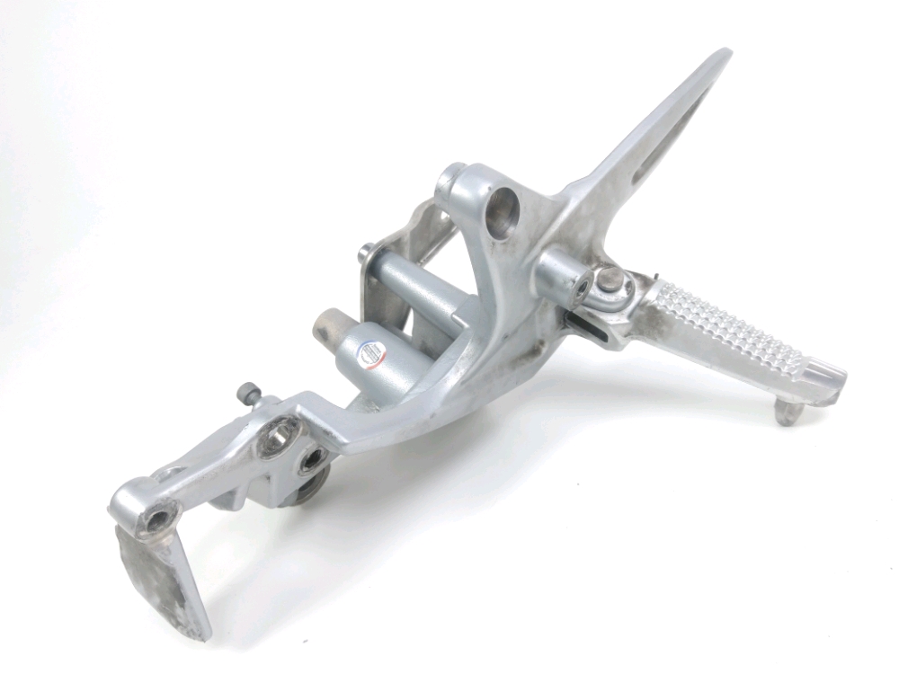 Platine avant gauche complete