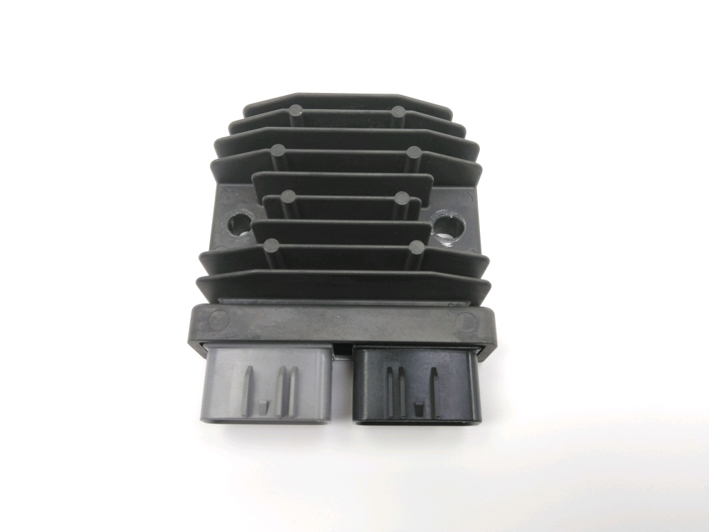 REGULATEUR DE TENSION