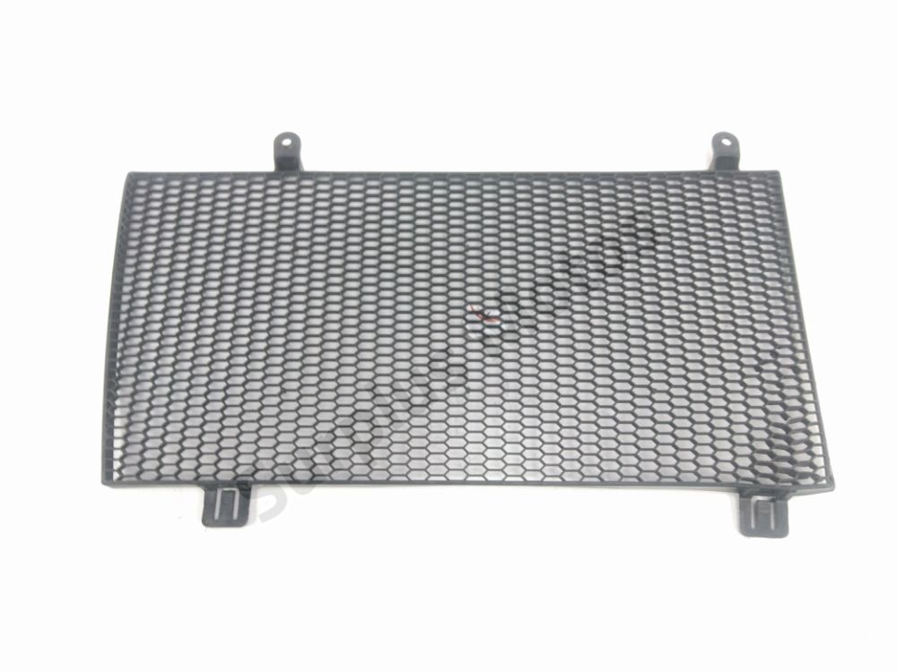 GRILLE DE RADIATEUR