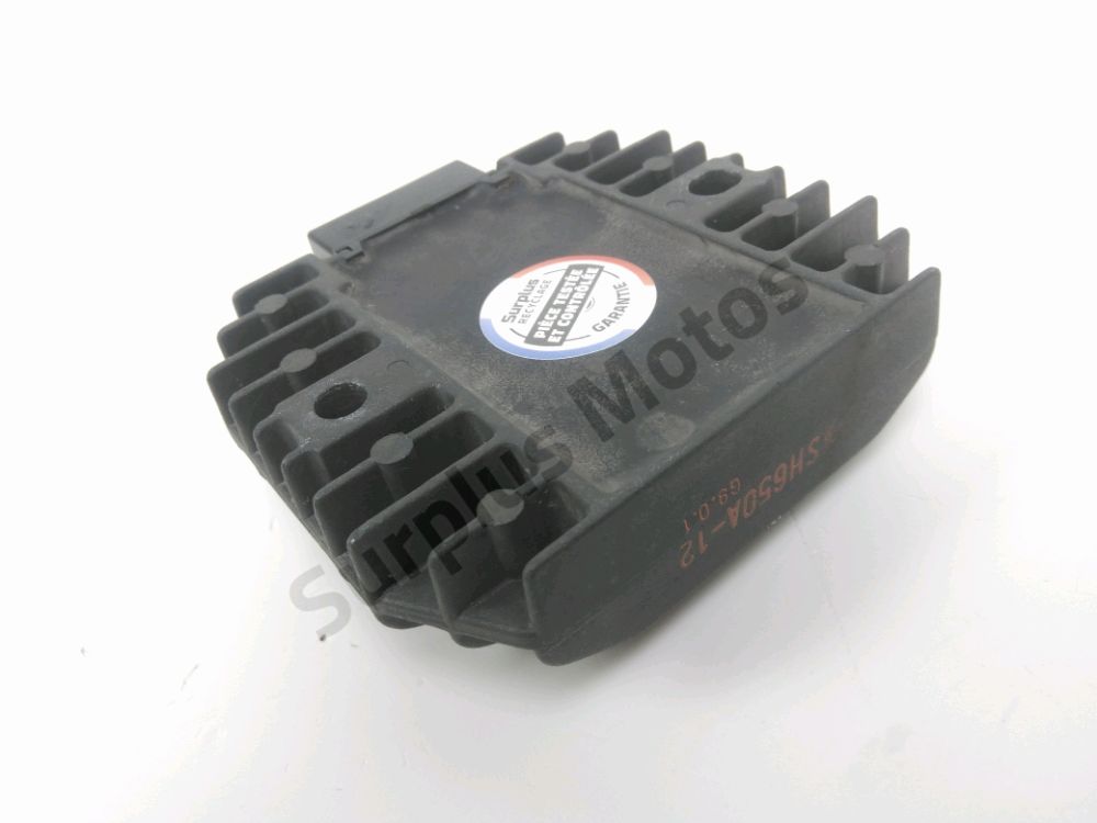 REGULATEUR DE TENSION