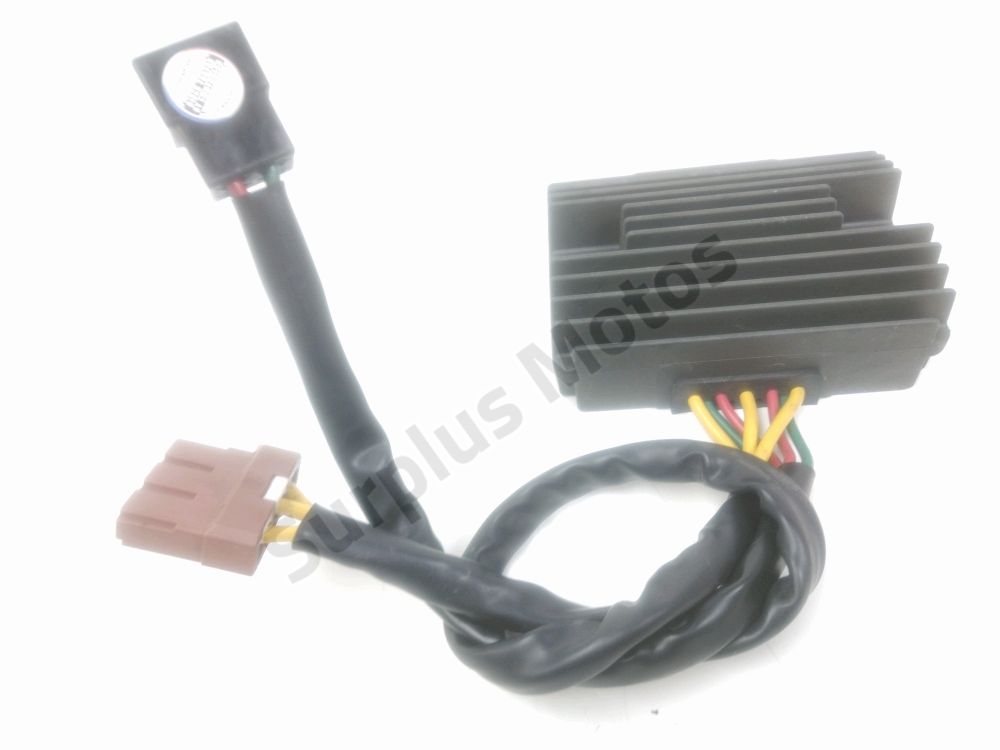 REGULATEUR DE TENSION