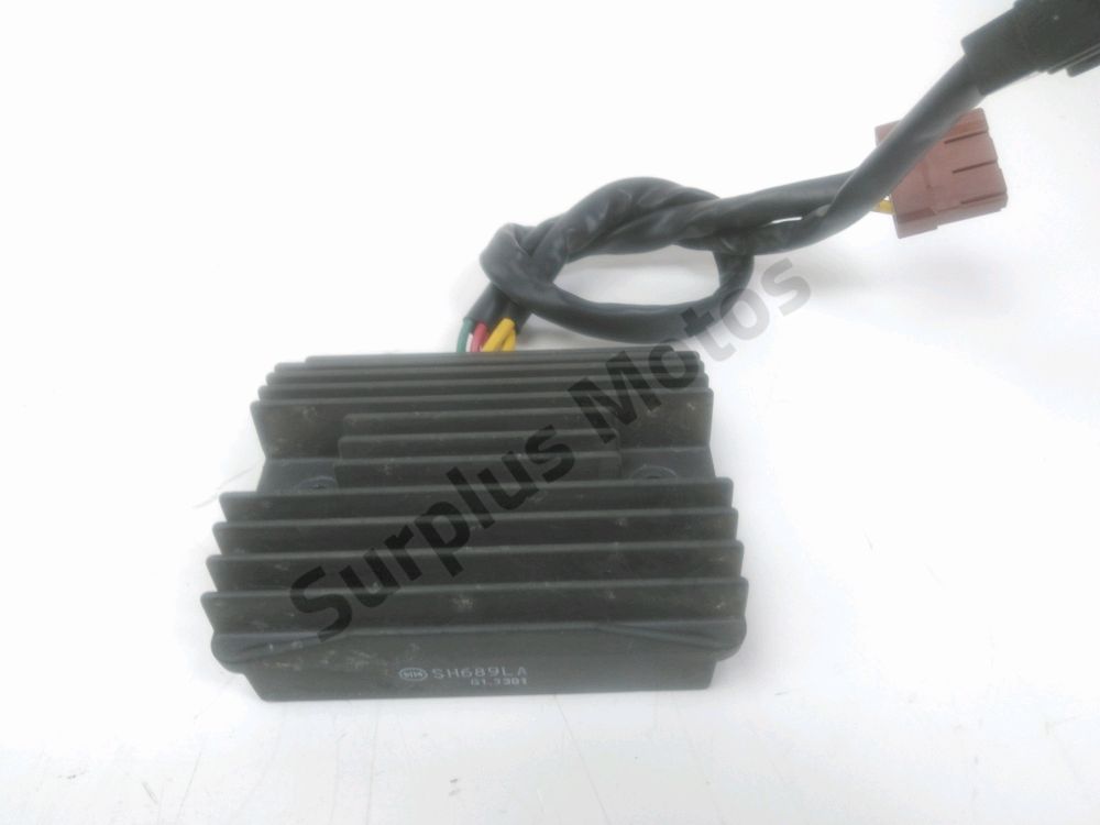 REGULATEUR DE TENSION
