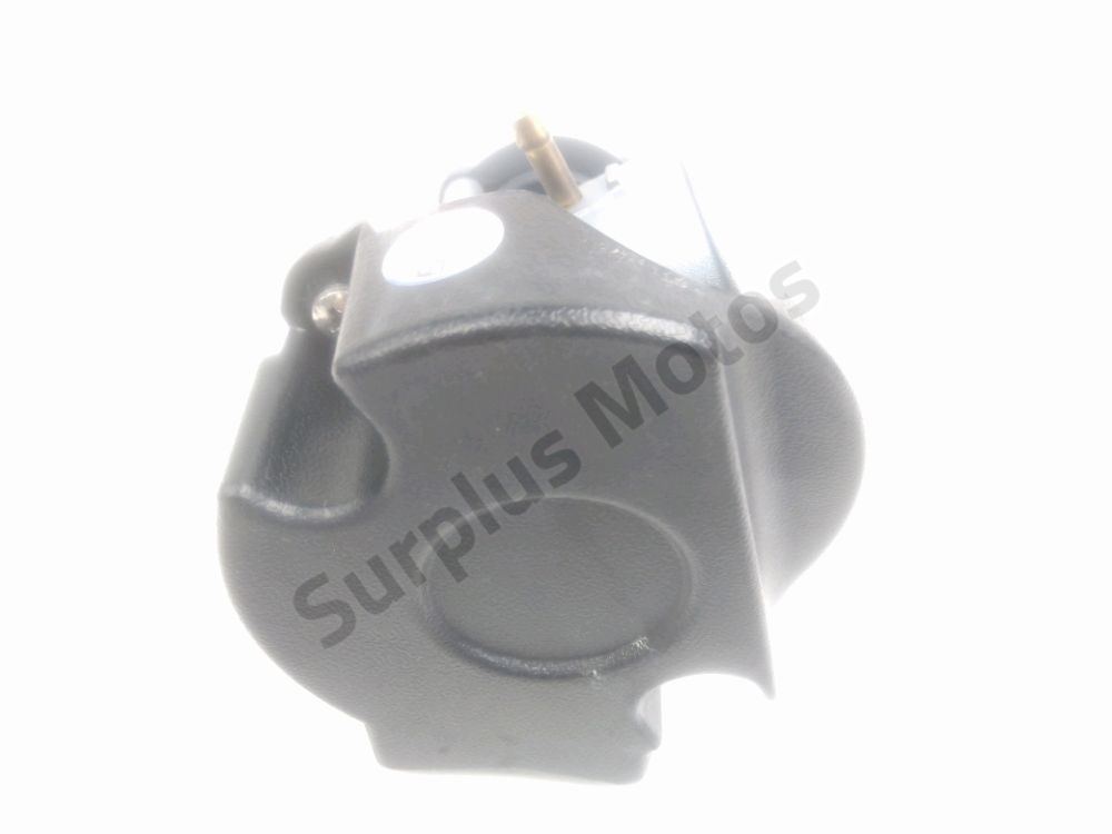 Corps d'injection droit