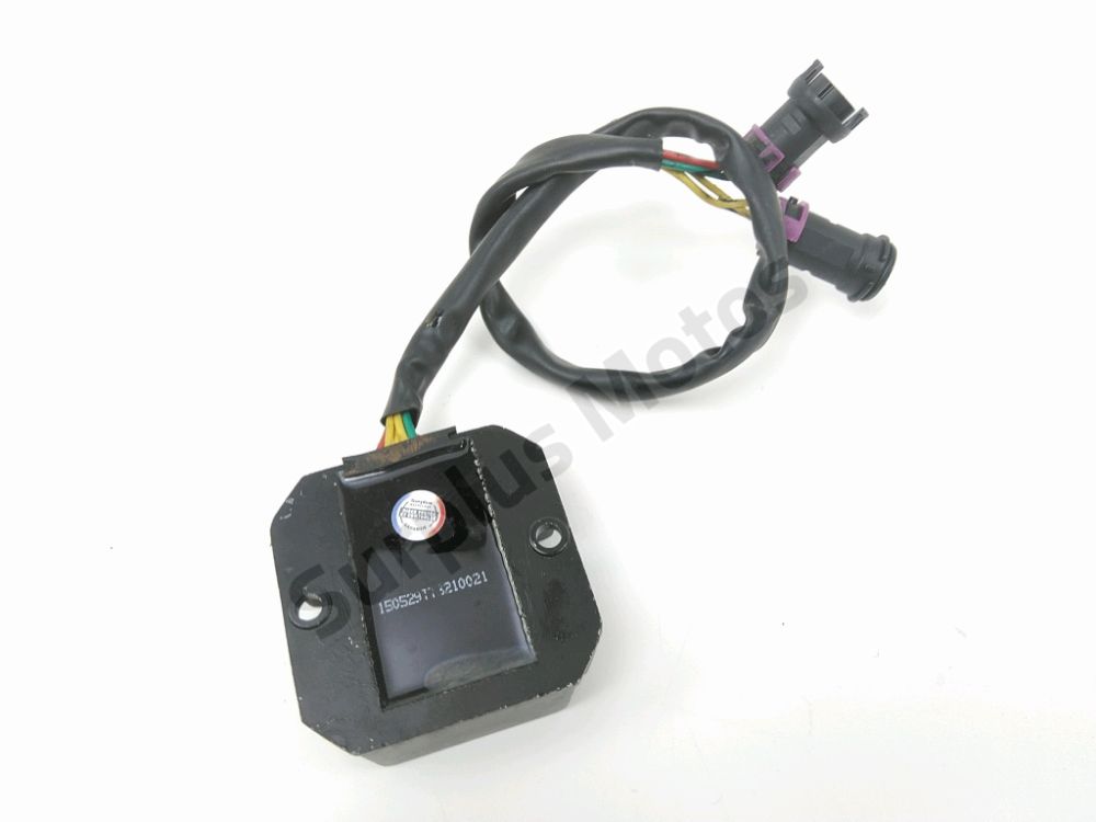 REGULATEUR DE TENSION