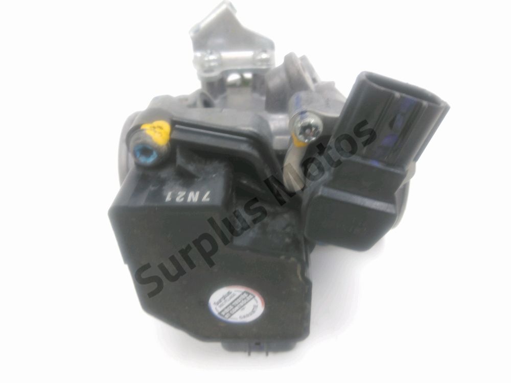 Corps d'injection droit