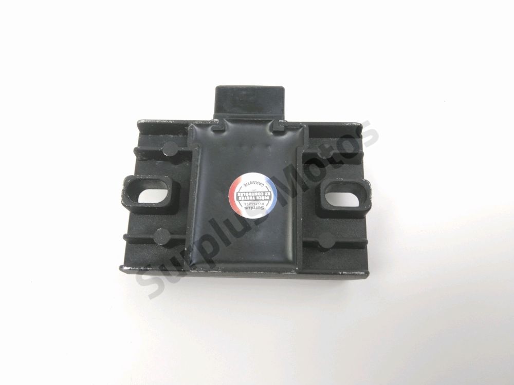 REGULATEUR DE TENSION