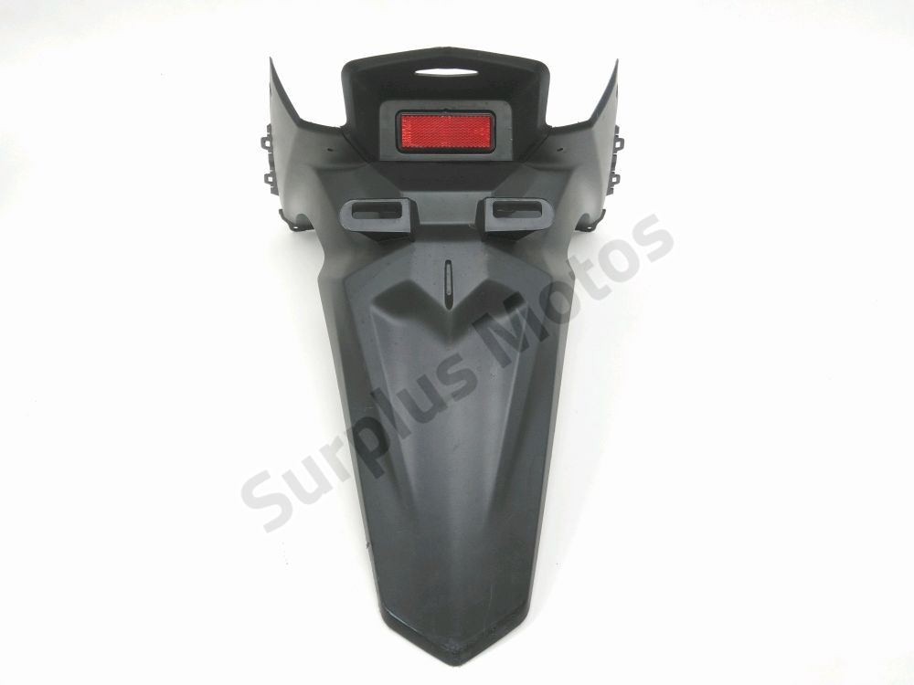 SUPPORT DE PLAQUE ET ECLAIRAGE