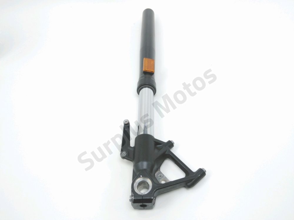 TUBE DE FOURCHE GAUCHE