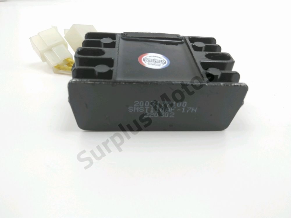 REGULATEUR DE TENSION