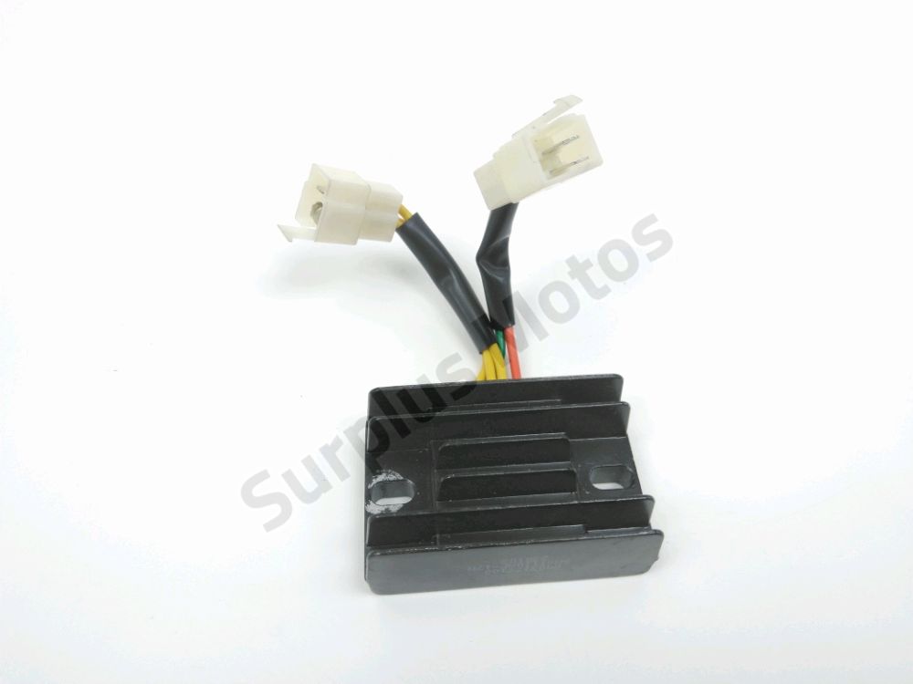 REGULATEUR DE TENSION