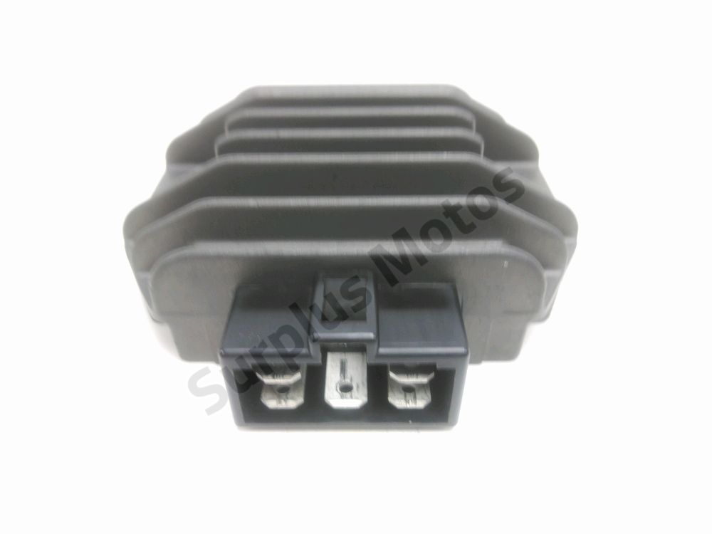 REGULATEUR DE TENSION