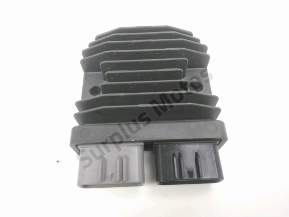 REGULATEUR DE TENSION
