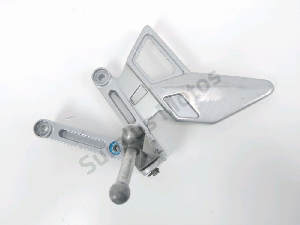 Platine avant gauche complete