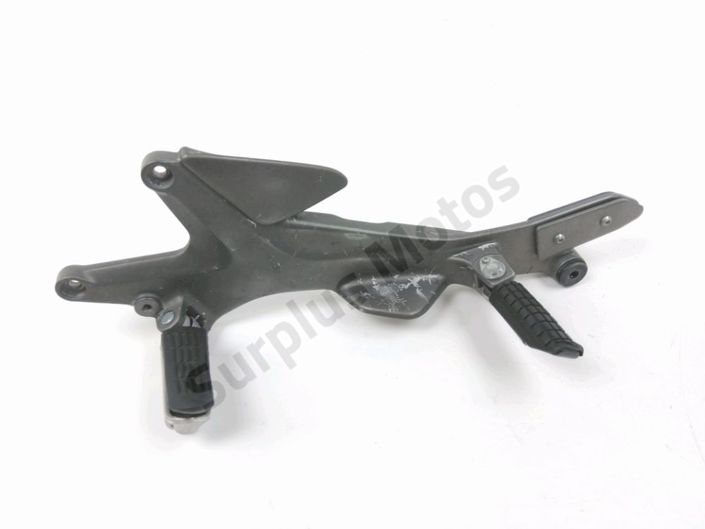 Platine avant gauche complete