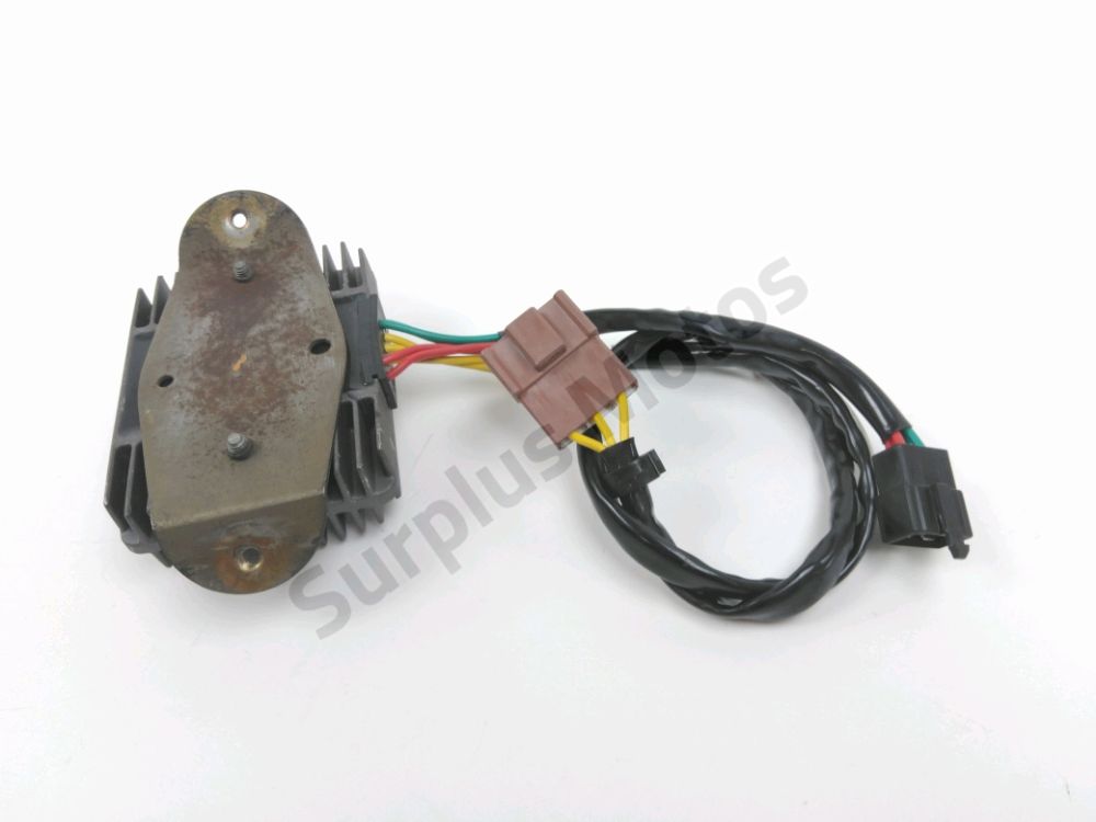 REGULATEUR DE TENSION