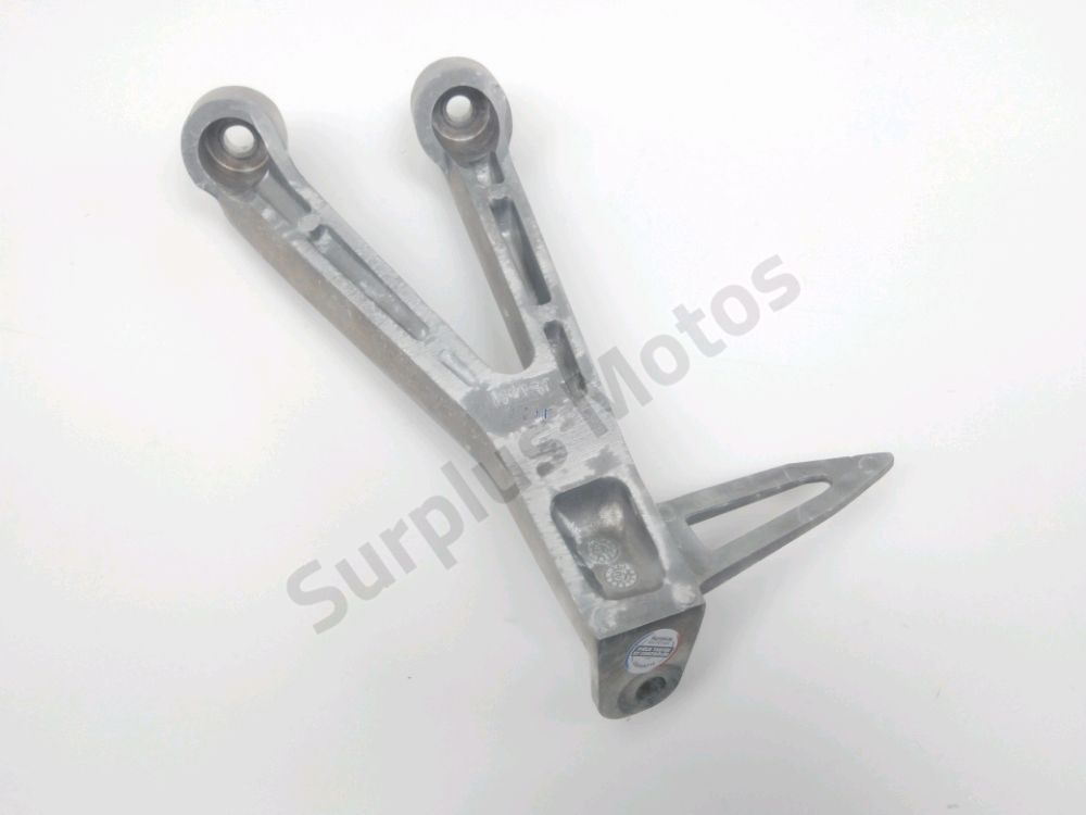 PLATINE ARRIERE DROITE COMPLETE