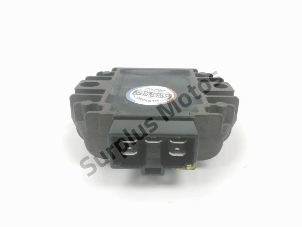 REGULATEUR DE TENSION