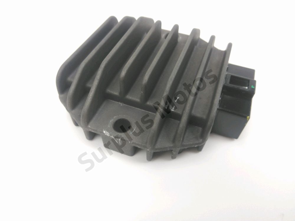 REGULATEUR DE TENSION
