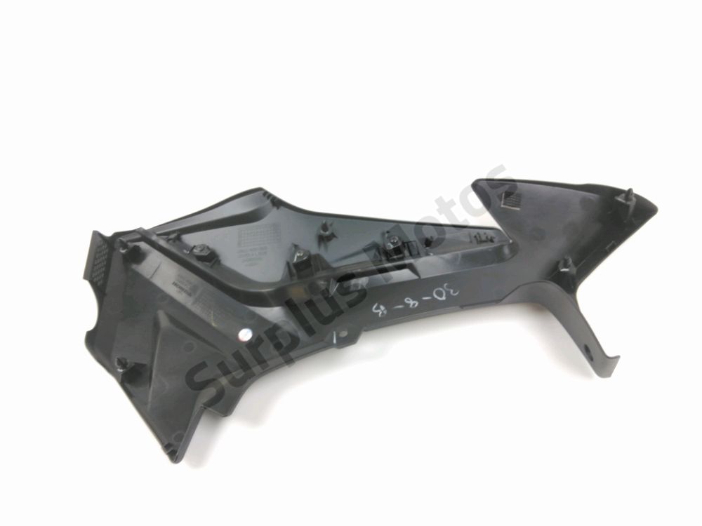 CACHE LATERAL GAUCHE