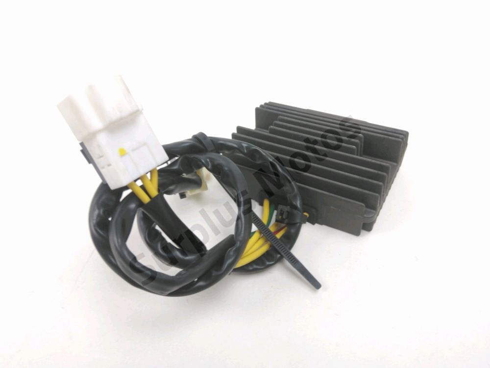 REGULATEUR DE TENSION