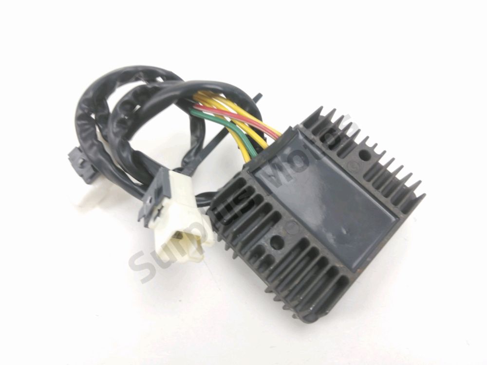 REGULATEUR DE TENSION