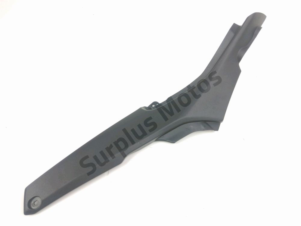 CACHE LATERAL GAUCHE