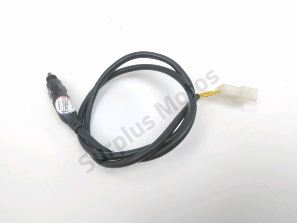 Contacteur de stop avant