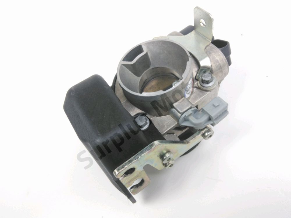 Corps d'injection droit