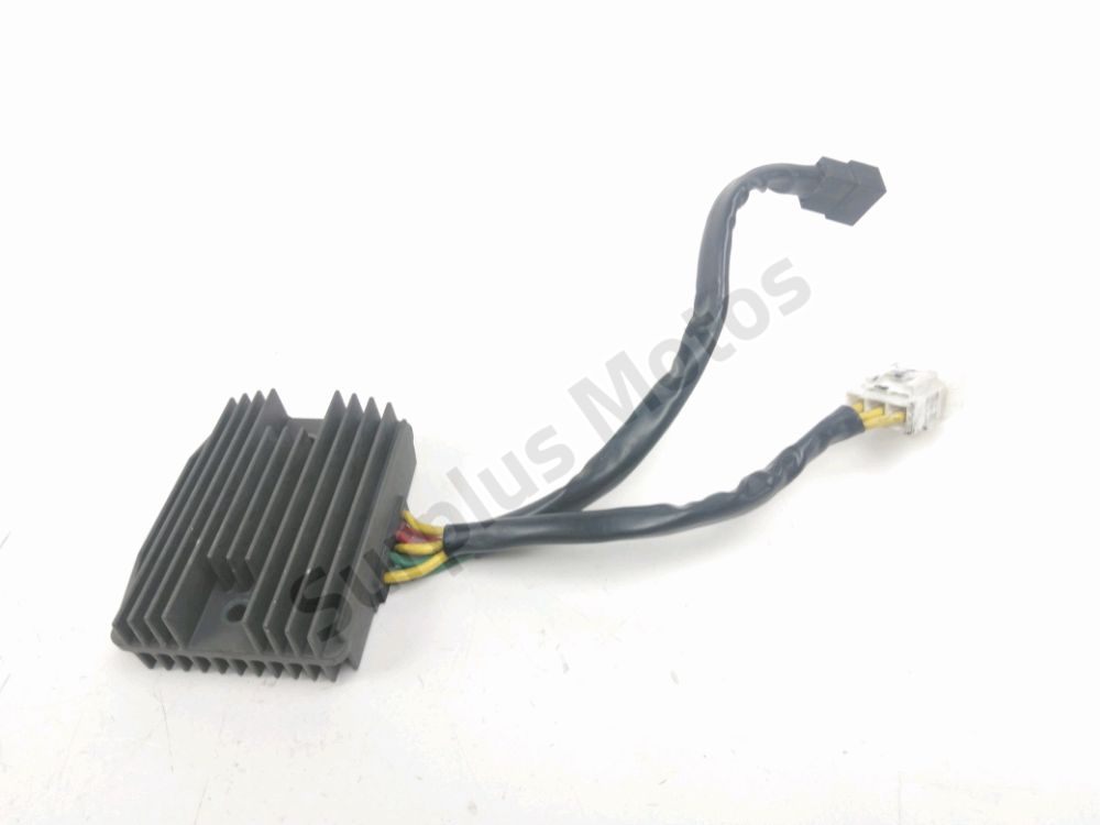 REGULATEUR DE TENSION