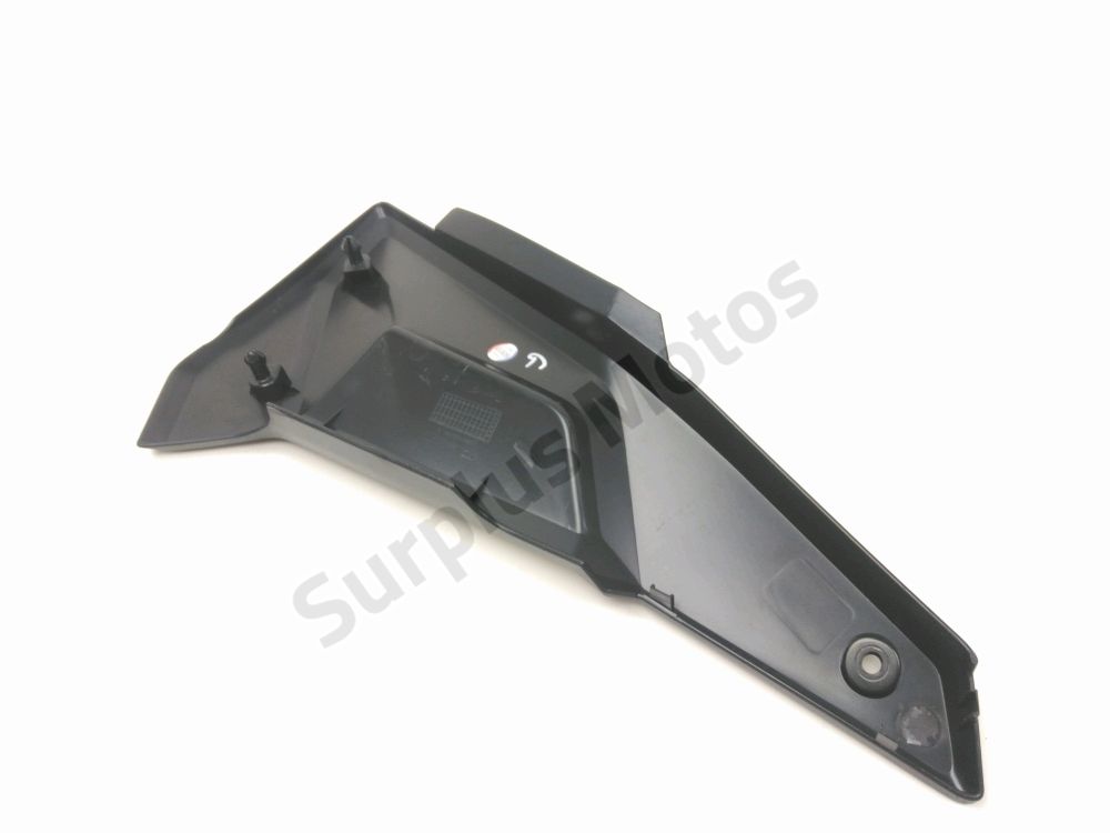 CACHE LATERAL GAUCHE