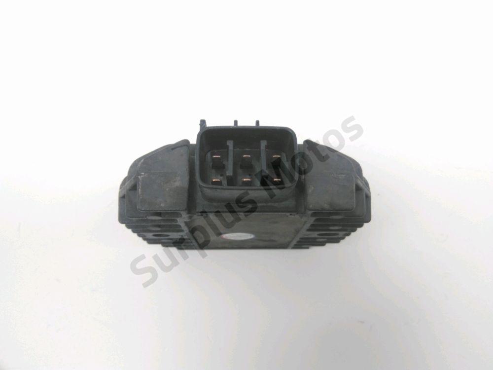 REGULATEUR DE TENSION