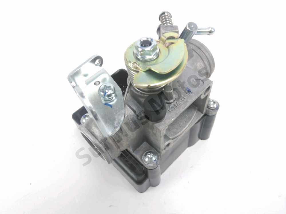 Corps d'injection droit