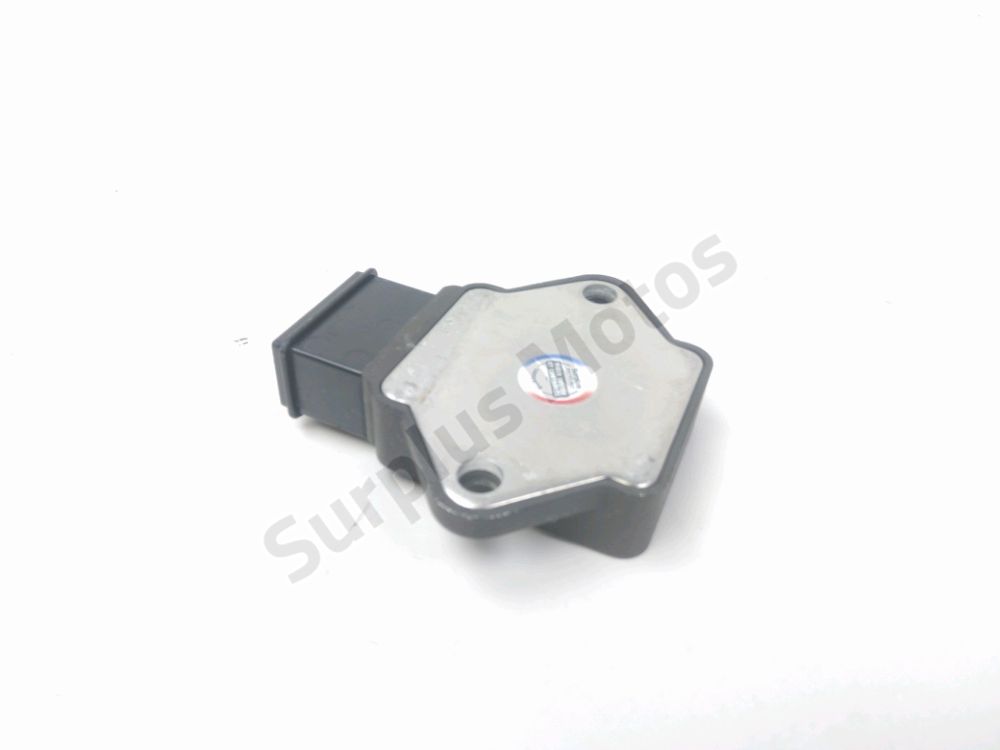 REGULATEUR DE TENSION